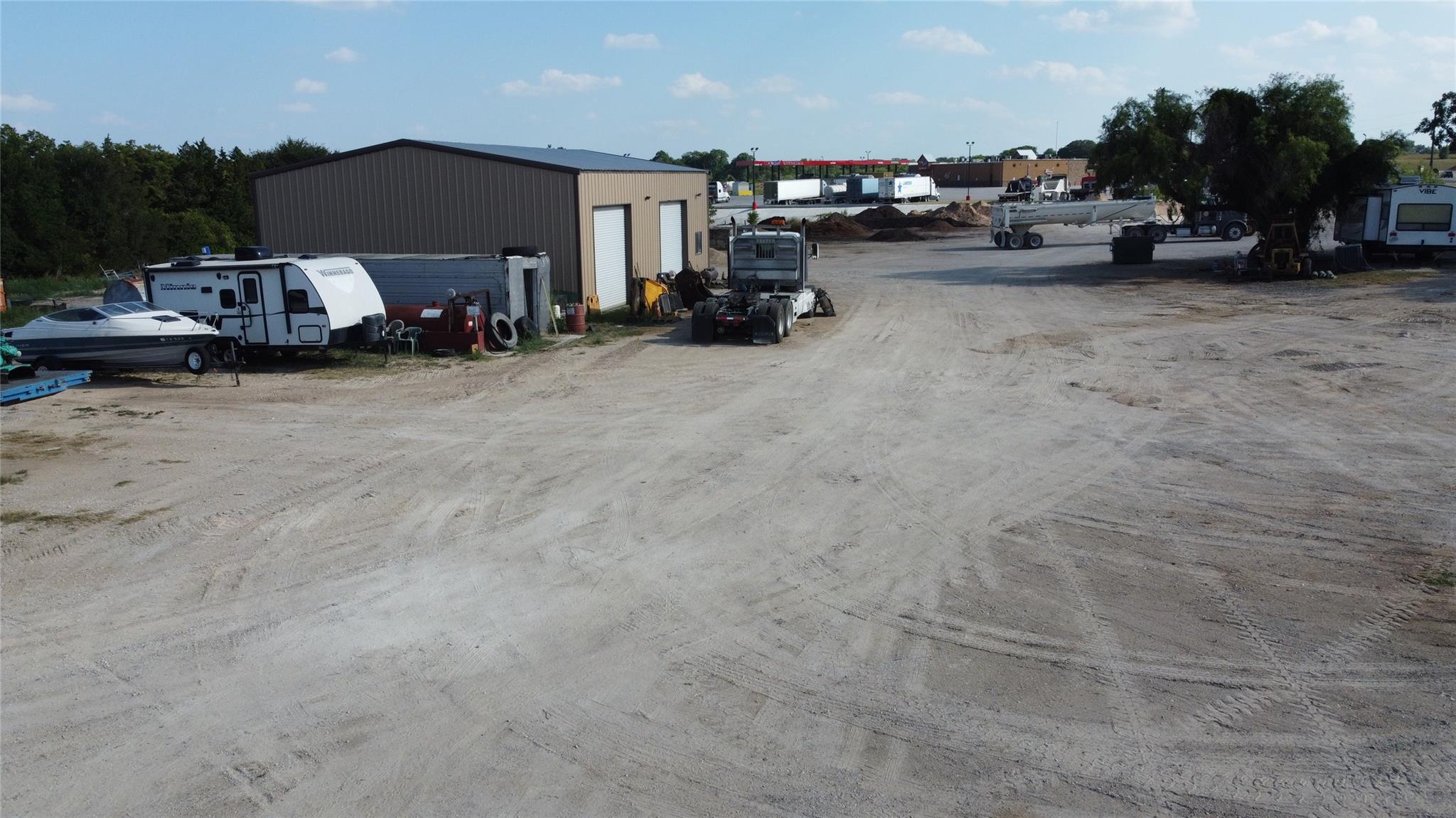 1951 South Magnolia, Luling, TX 78648