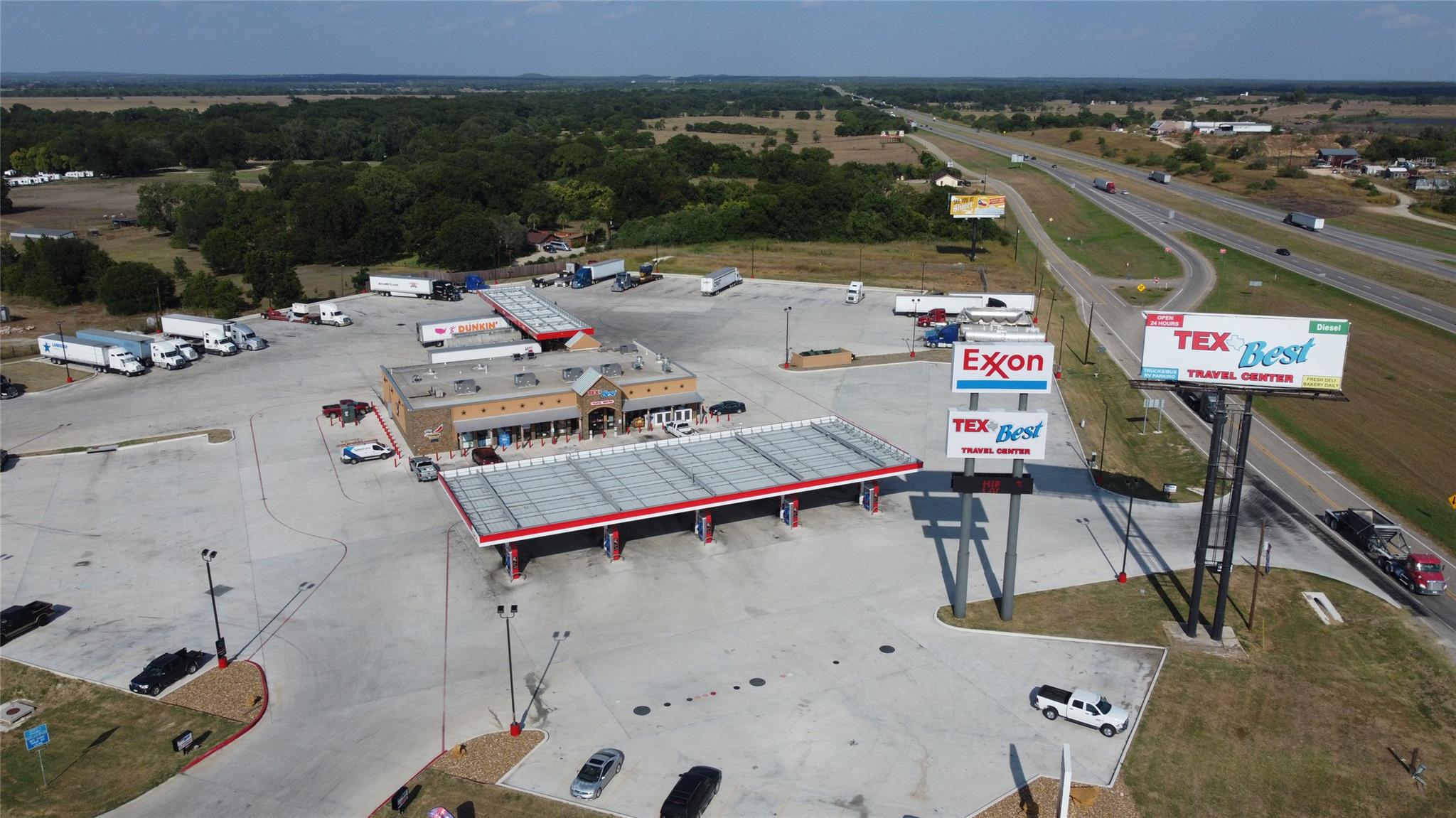 1951 South Magnolia, Luling, TX 78648