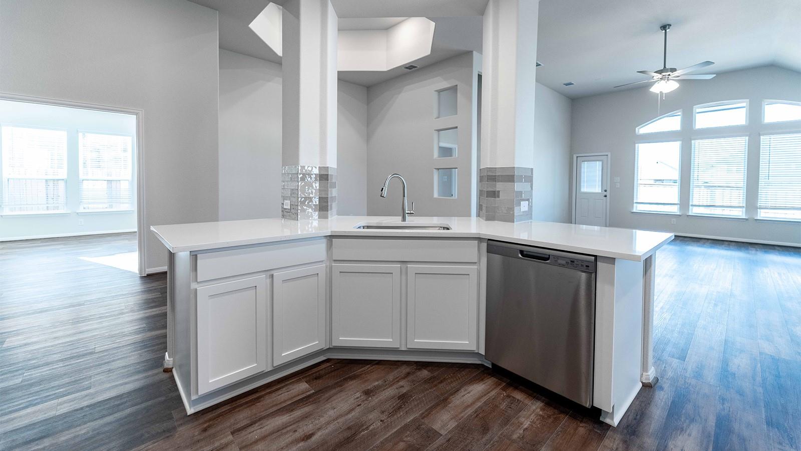 525 Lost Tree Dr, Buda, TX 78610