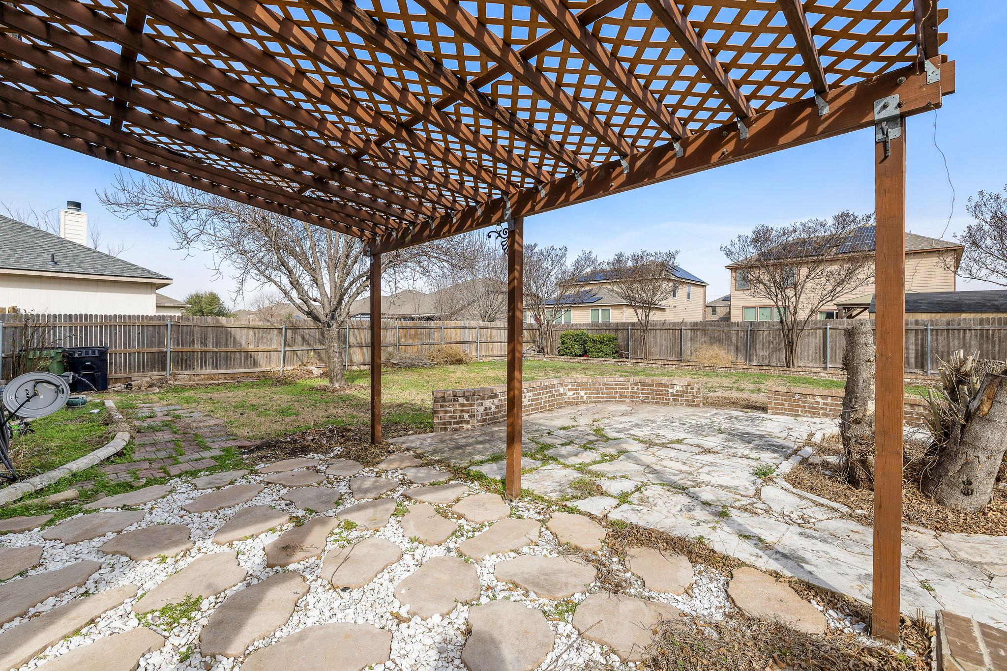 114 Almquist St, Hutto, TX 78634