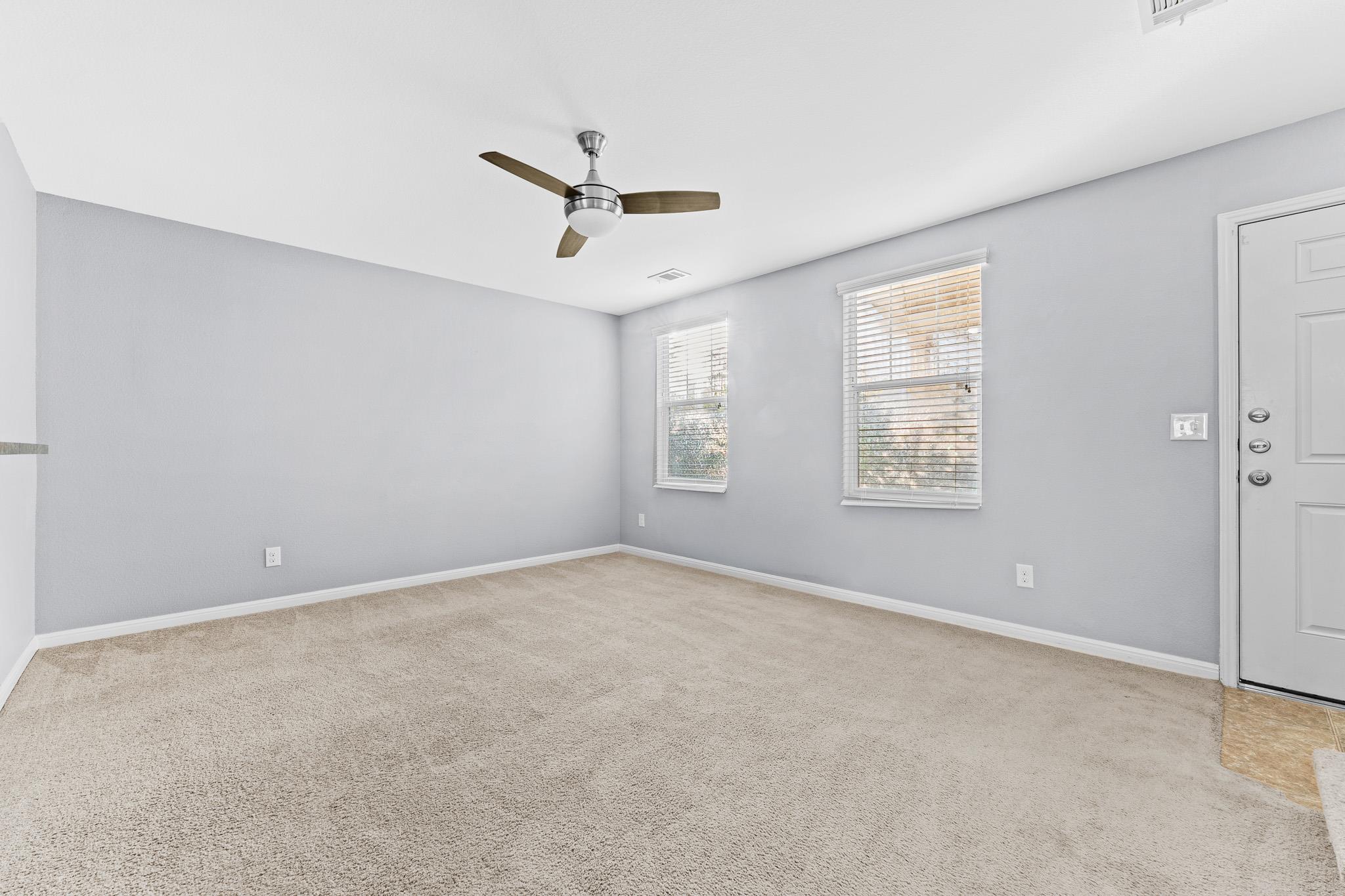 320 Trestle Tree # 32, San Marcos, TX 78666