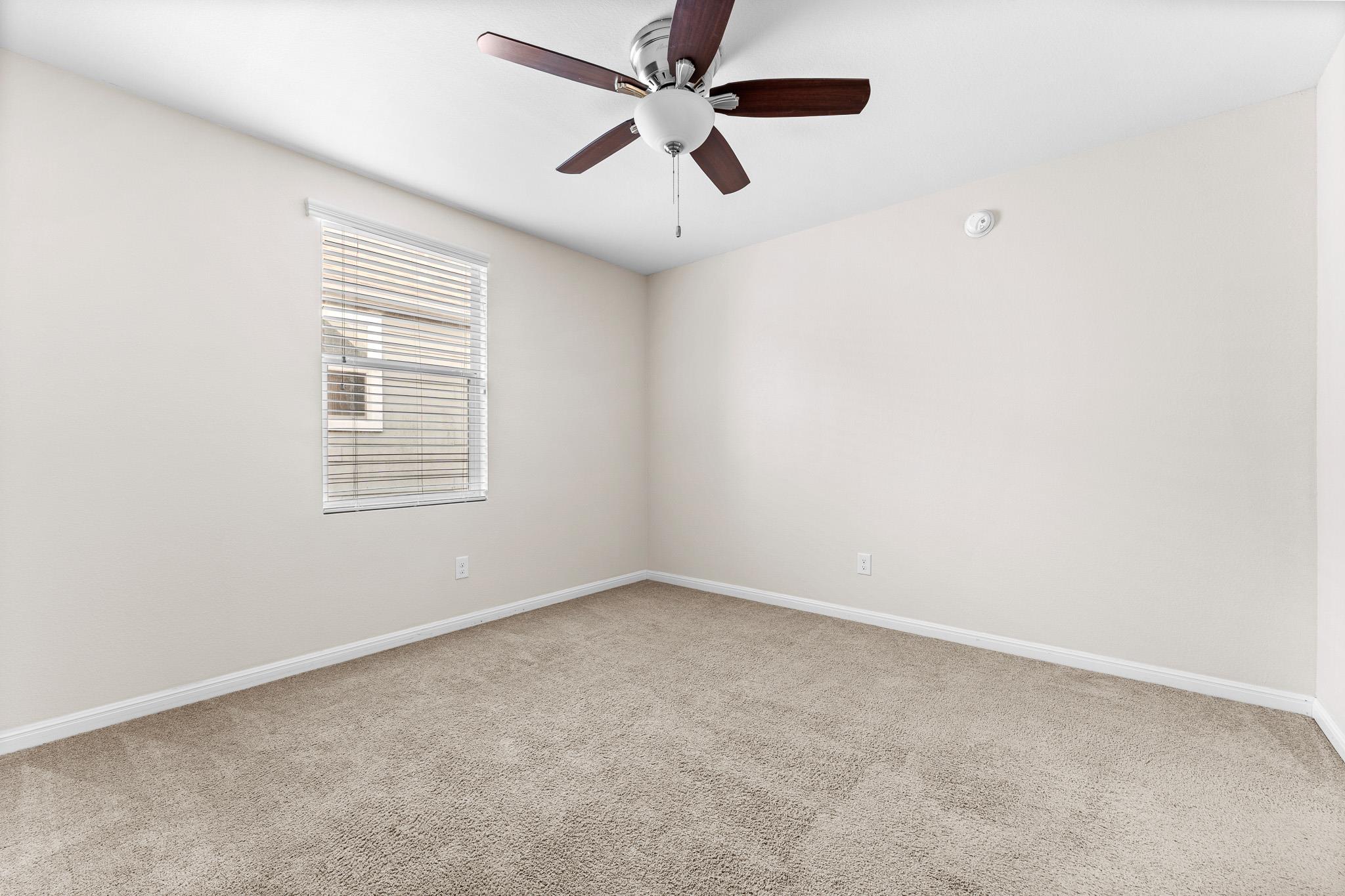 320 Trestle Tree # 32, San Marcos, TX 78666