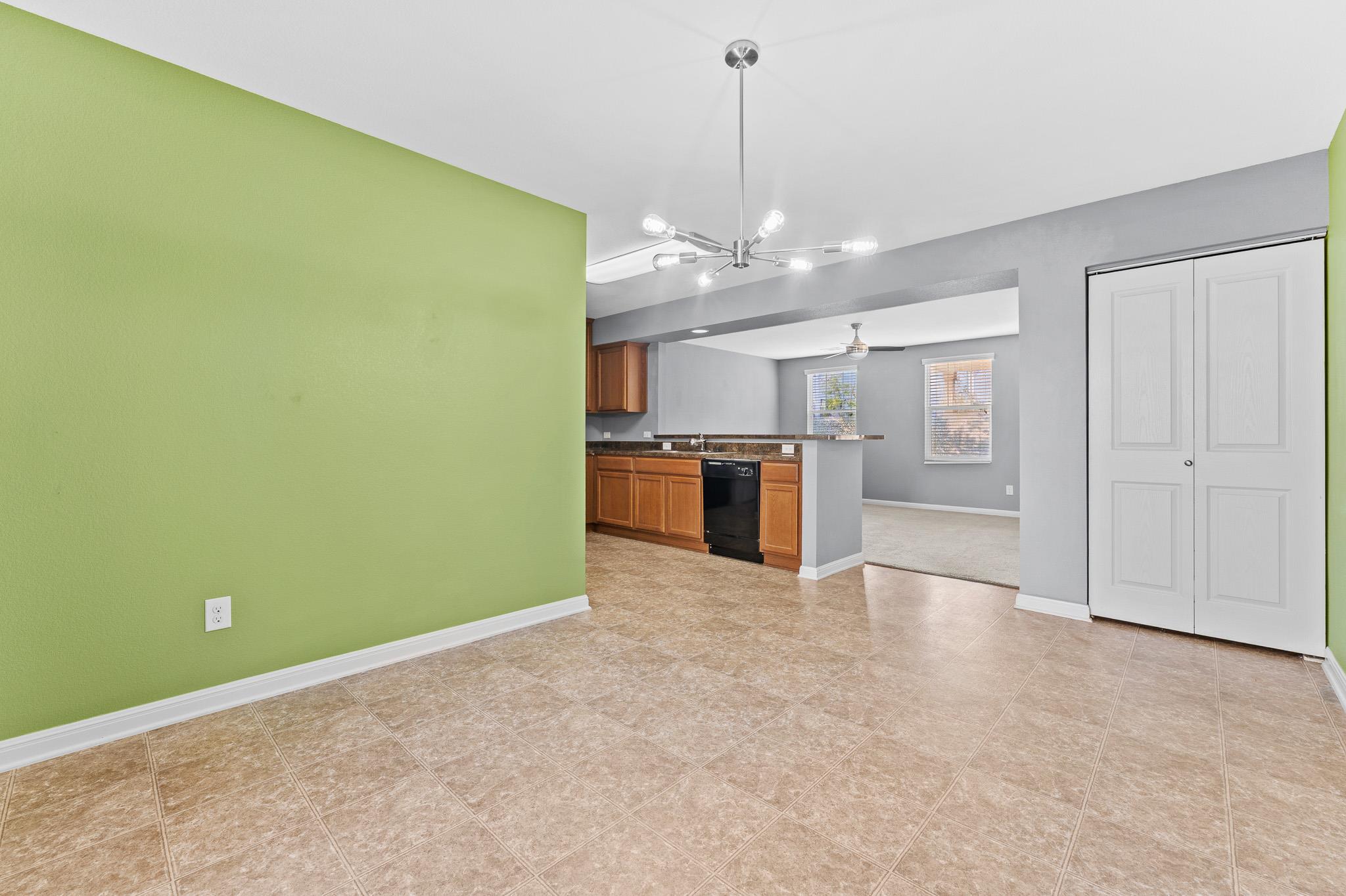 320 Trestle Tree # 32, San Marcos, TX 78666