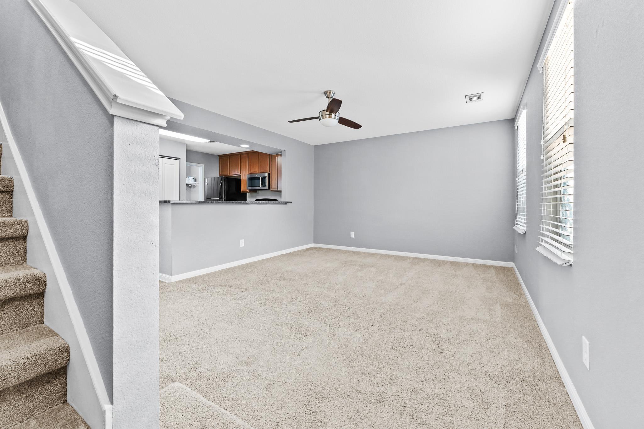 320 Trestle Tree # 32, San Marcos, TX 78666