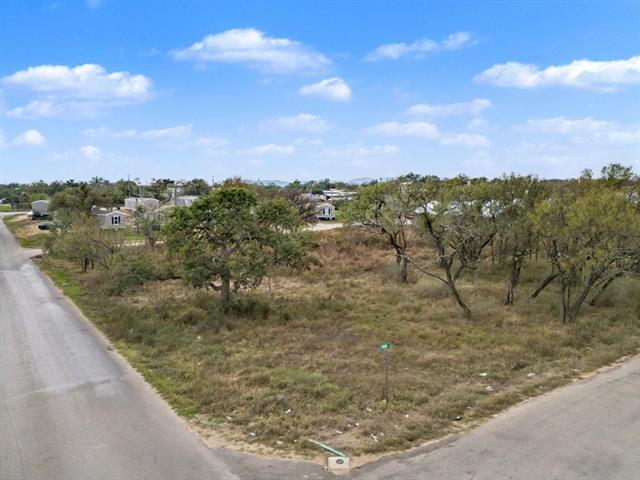 849 Anson St # 1-14 lots, Kingsland, TX 78639