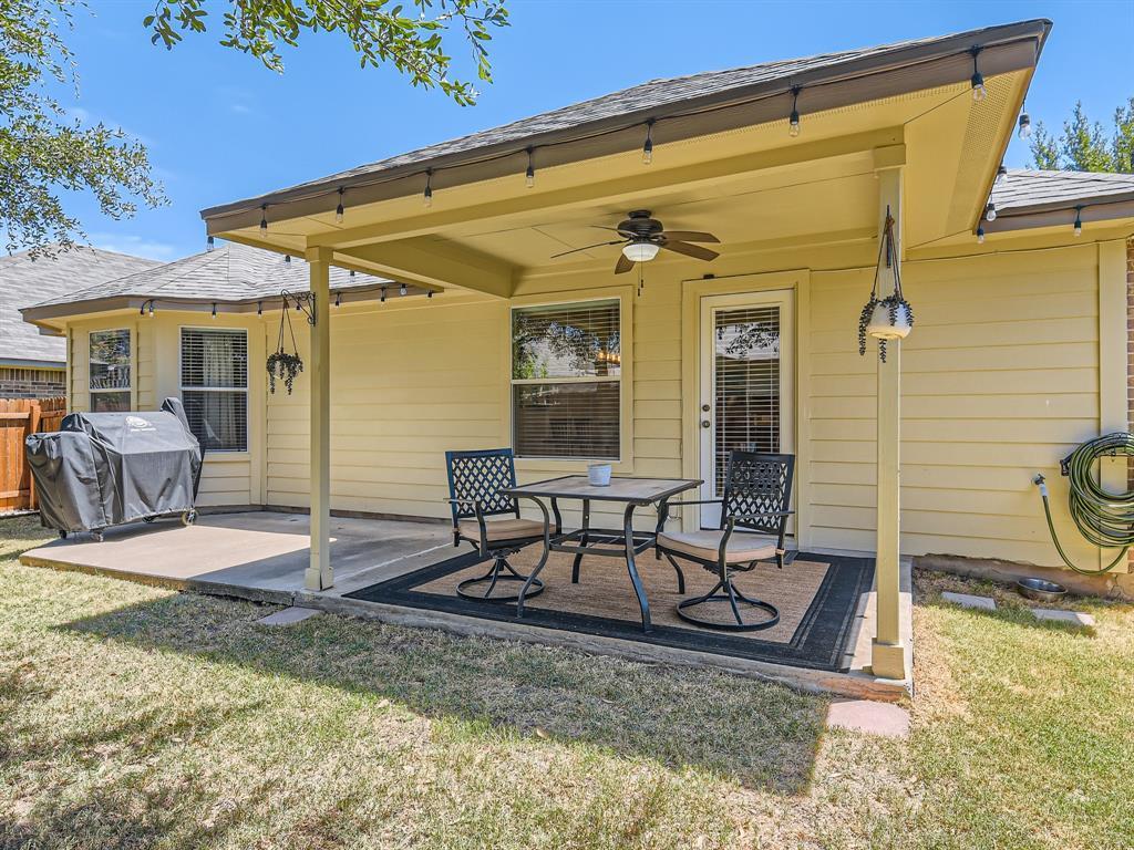 790 Middle Crk, Buda, TX 78610