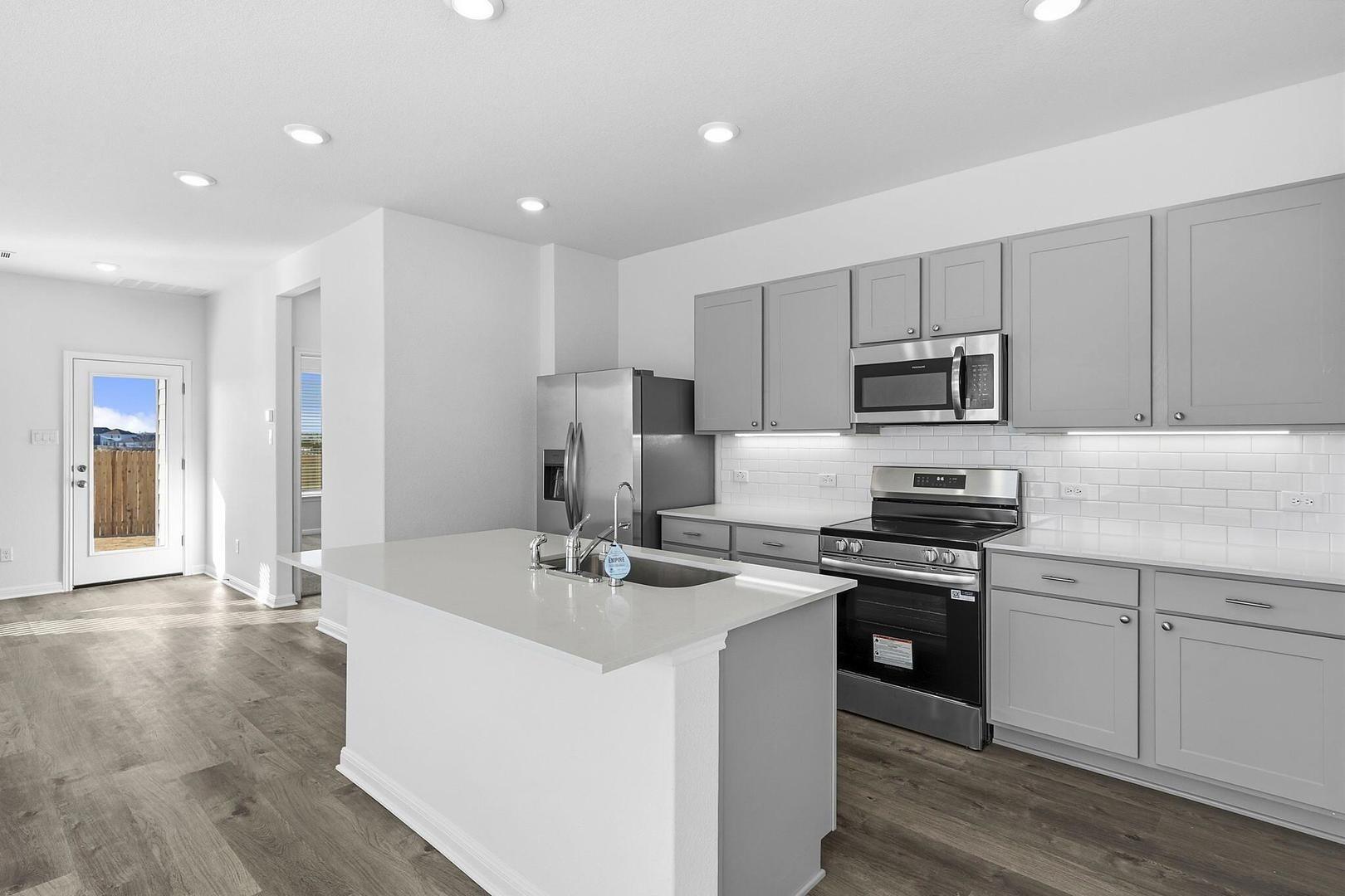 121 Hatari, Jarrell, TX 76537