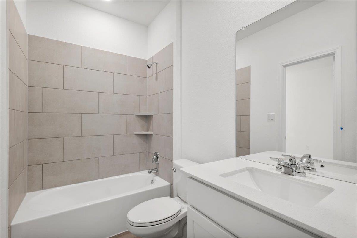 227 Rodney Boat Rd, Kyle, TX 78640