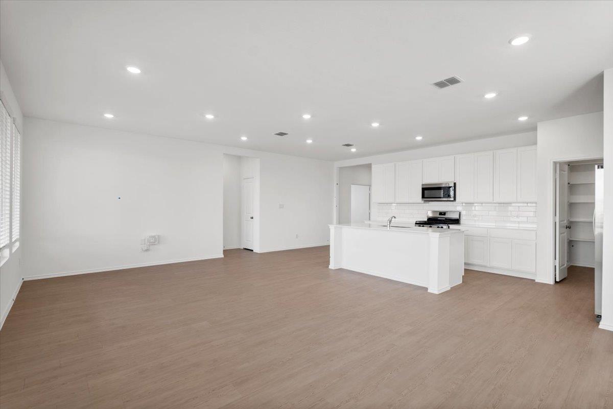 227 Rodney Boat Rd, Kyle, TX 78640