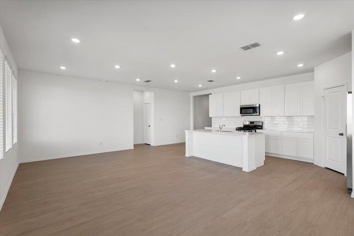 191 Rodney Boat Rd, Kyle, TX 78640