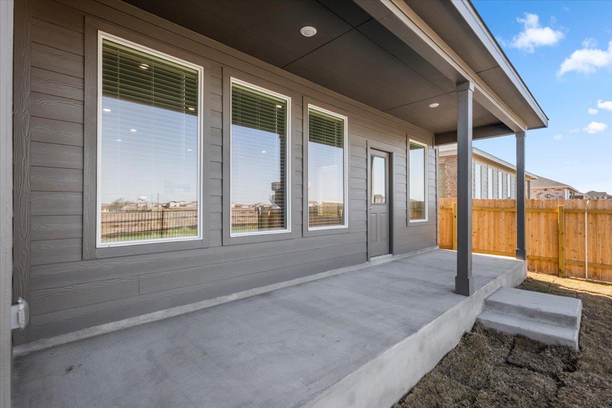 191 Rodney Boat Rd, Kyle, TX 78640