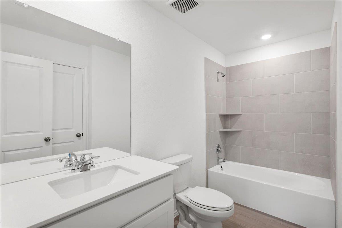 191 Rodney Boat Rd, Kyle, TX 78640