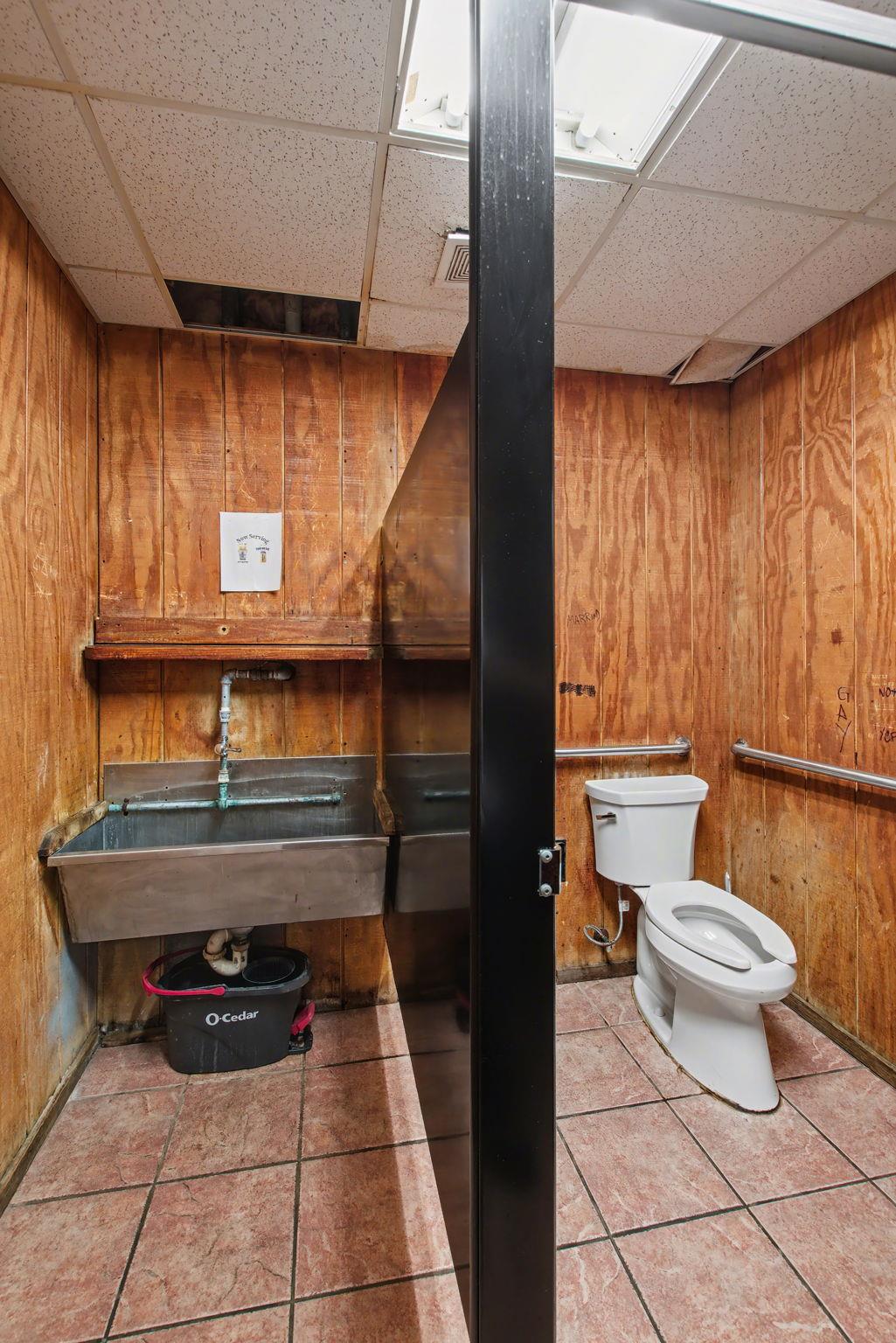 15615 E State Highway 29, Buchanan Dam, TX 78609