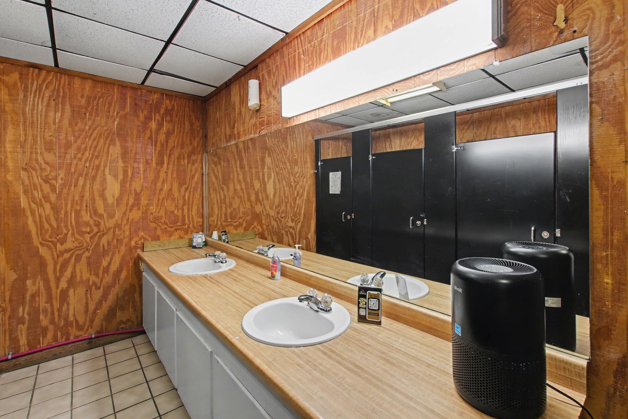 15615 E State Highway 29, Buchanan Dam, TX 78609