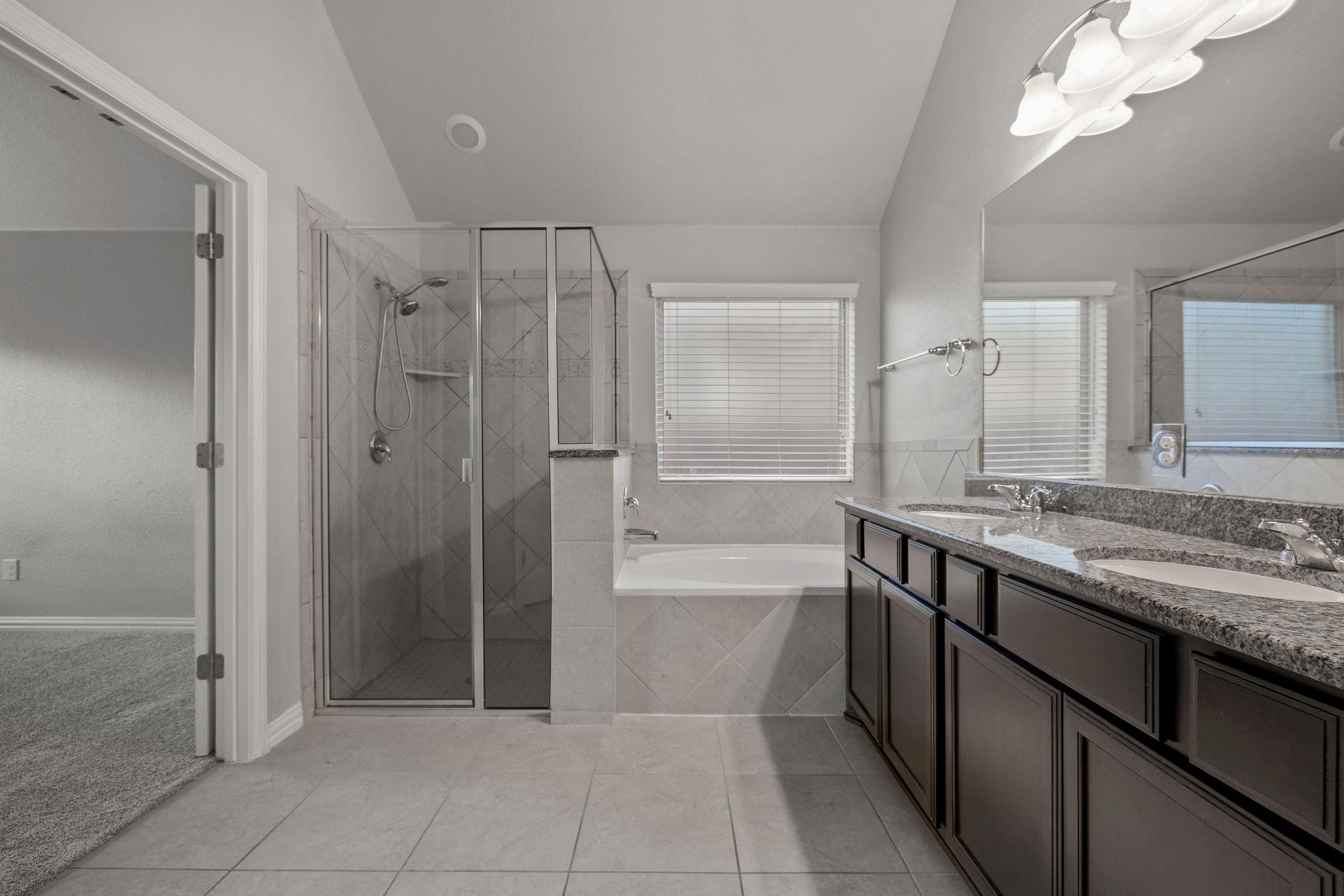 232 Coral Berry Dr, Buda, TX 78610