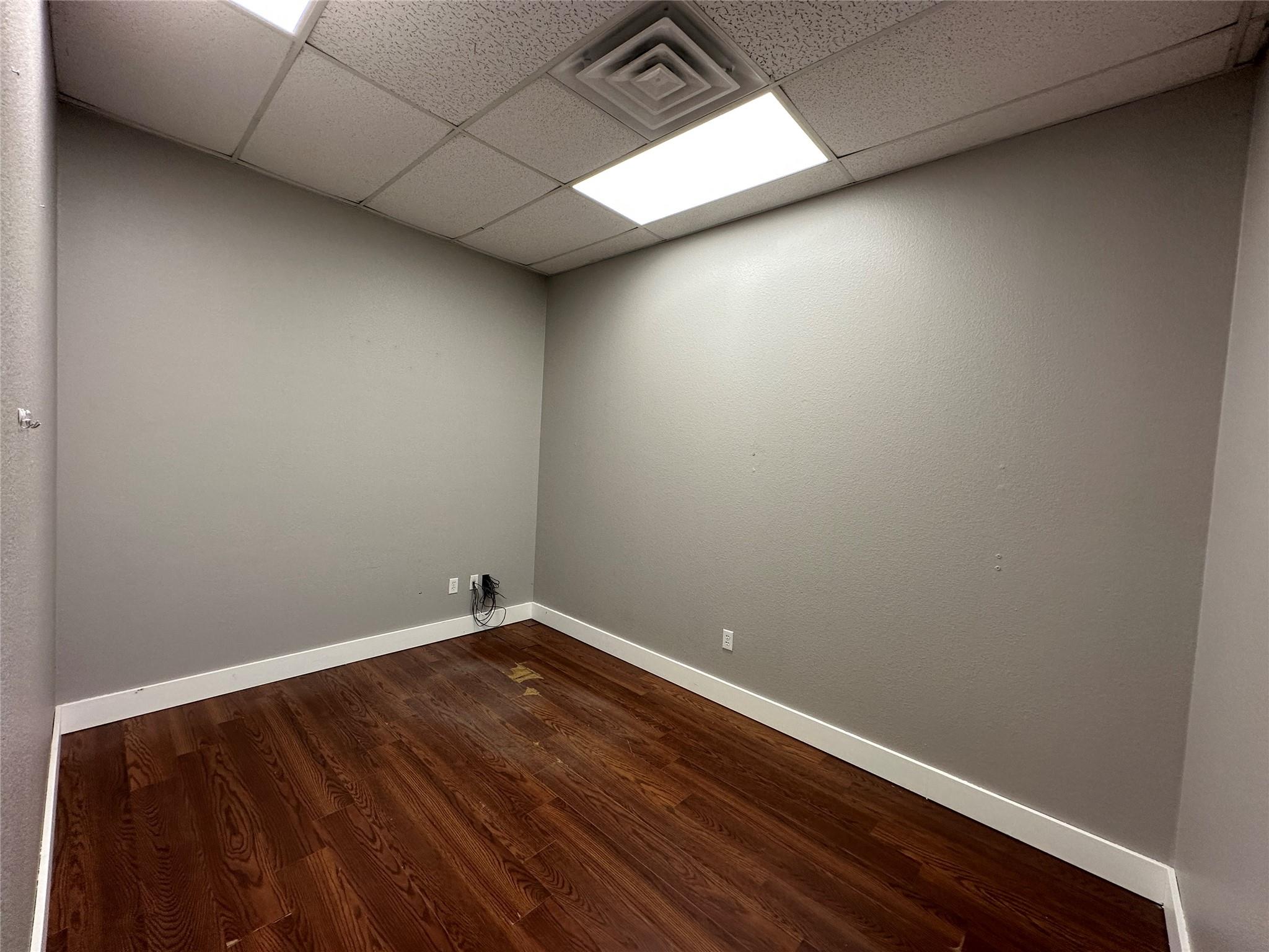 623 W Front St # 2100, Hutto, TX 78634