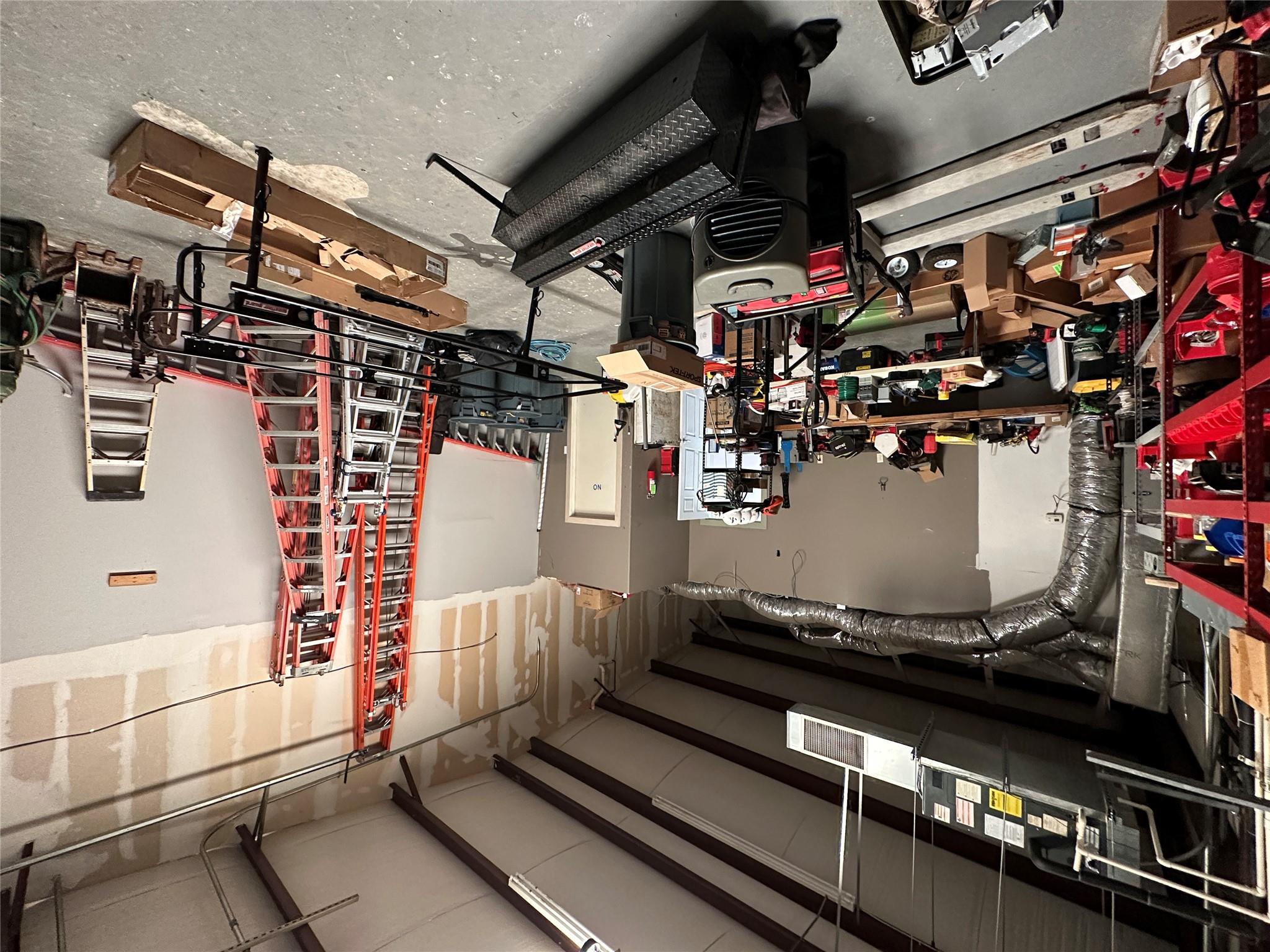 623 W Front St # 2100, Hutto, TX 78634