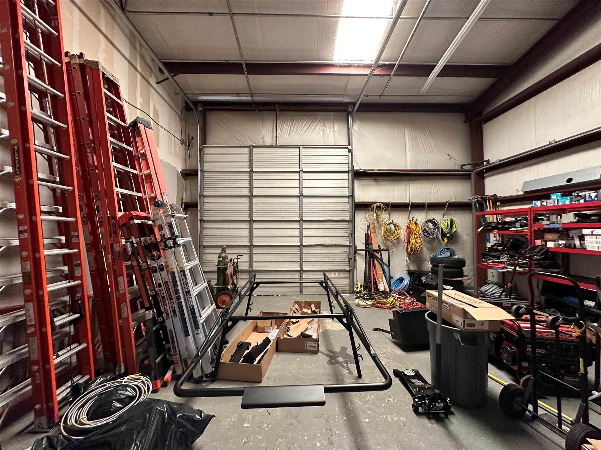 623 W Front St # 2100, Hutto, TX 78634