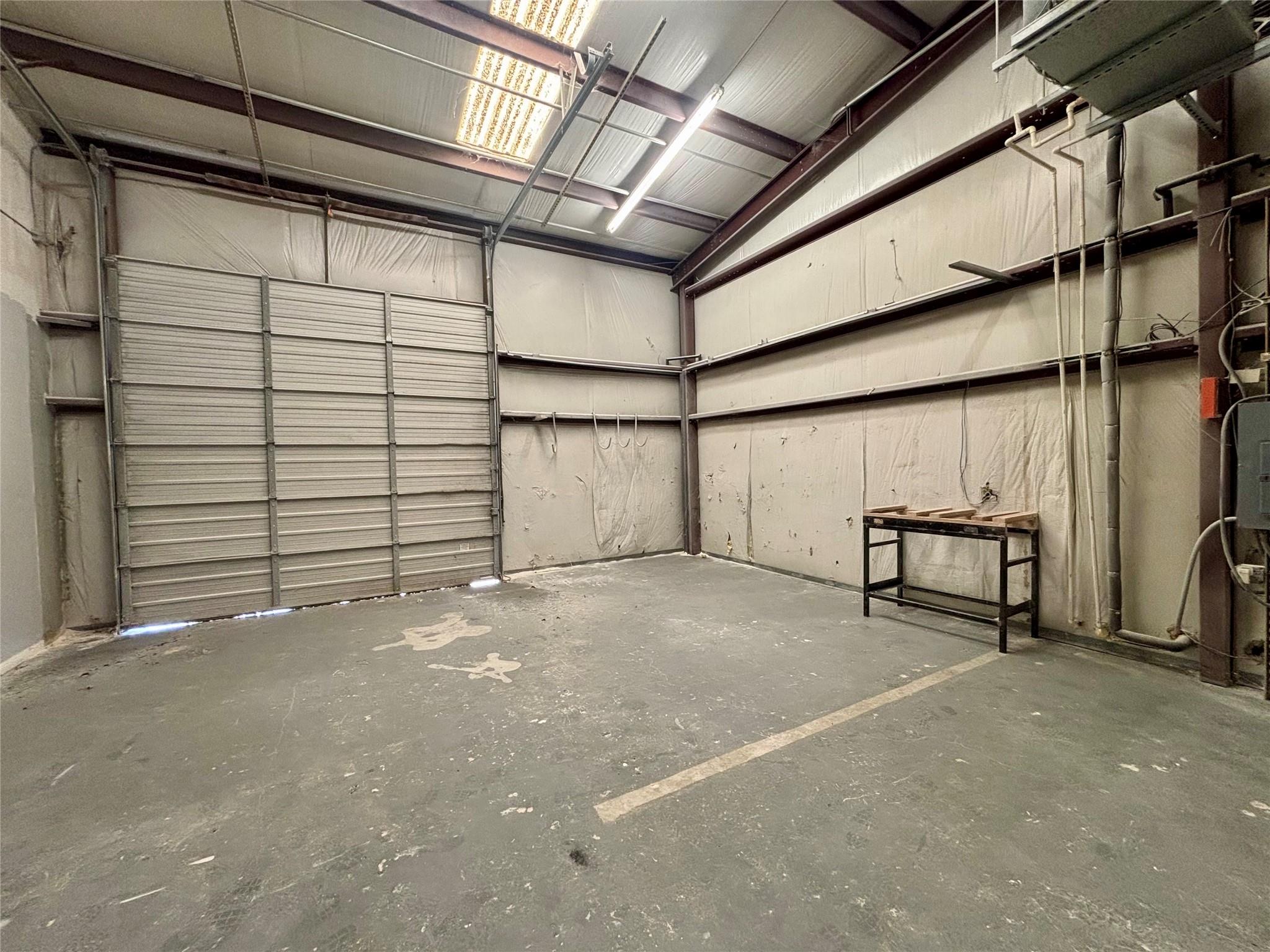 623 W Front St # 2100, Hutto, TX 78634