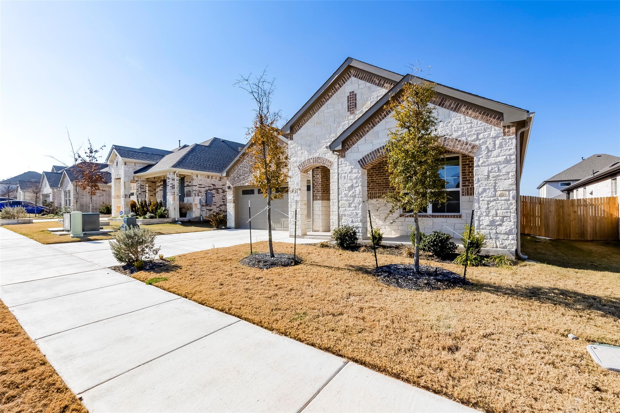 625 Promise Land Ct, Leander, TX 78641