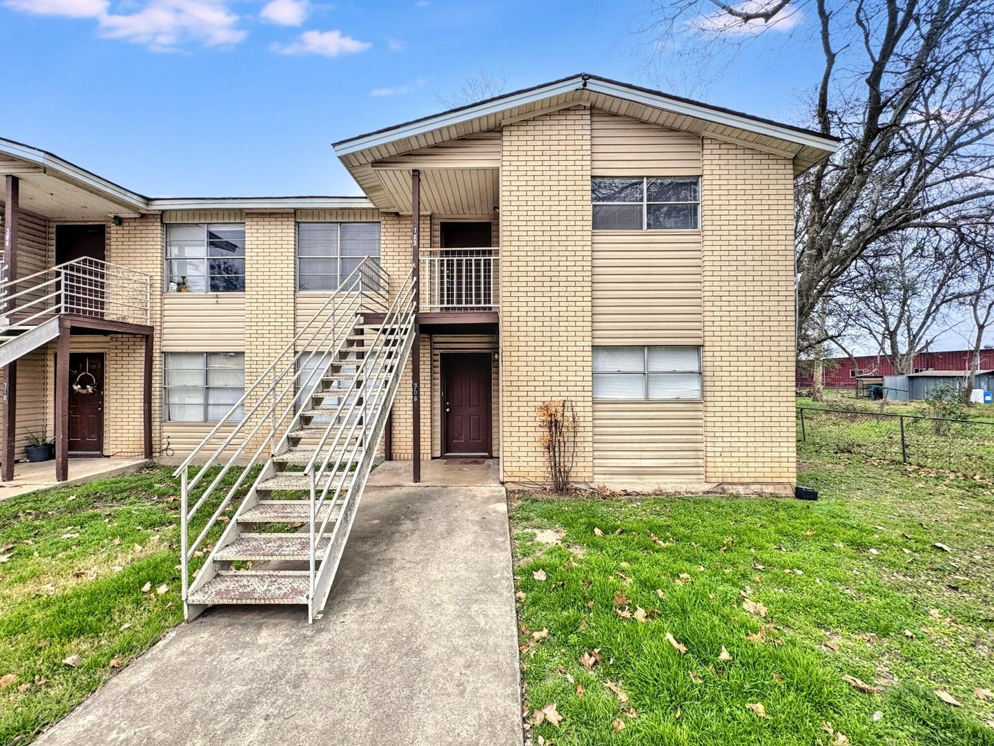 712 Martindale Rd, San Marcos, TX 78666