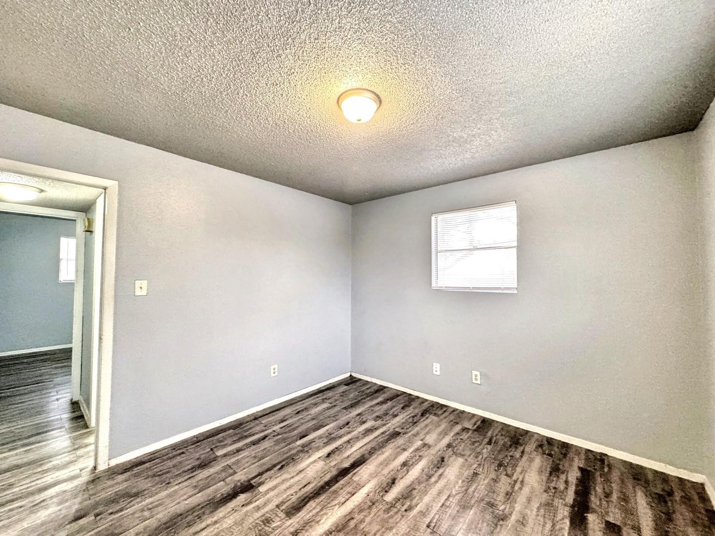 712 Martindale Rd, San Marcos, TX 78666