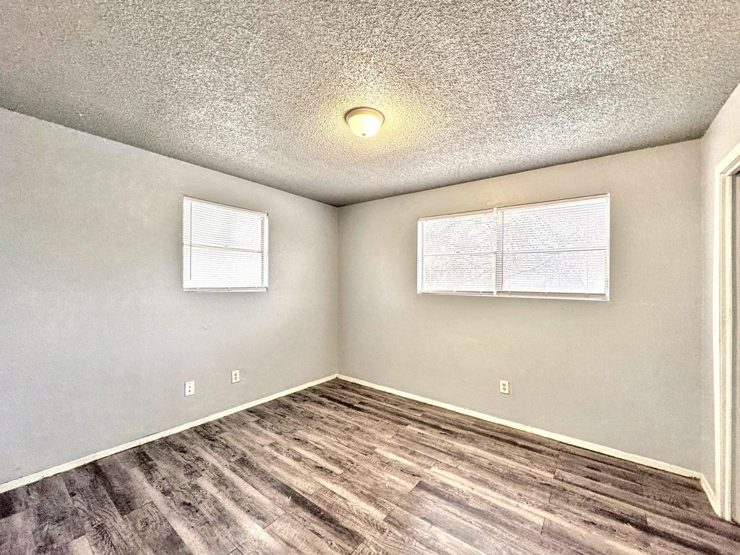 712 Martindale Rd, San Marcos, TX 78666