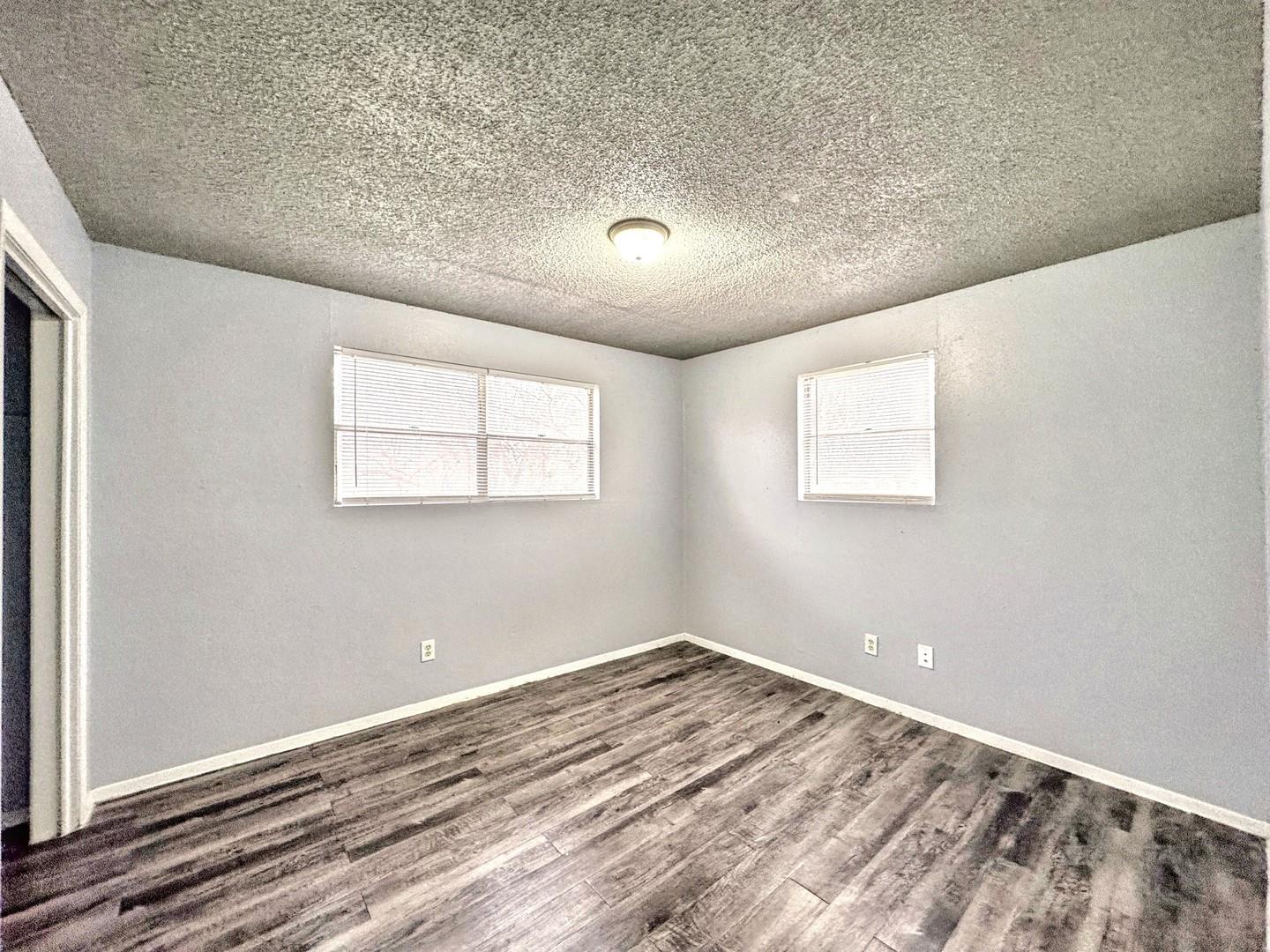 712 Martindale Rd, San Marcos, TX 78666