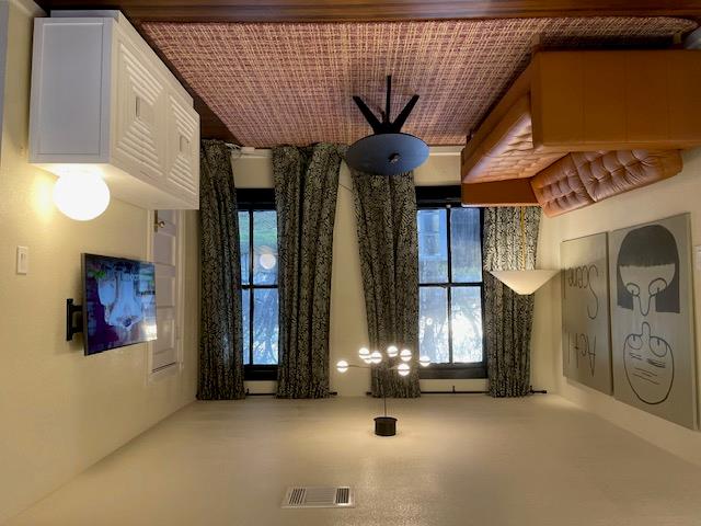 117 W Grove St, San Marcos, TX 78666