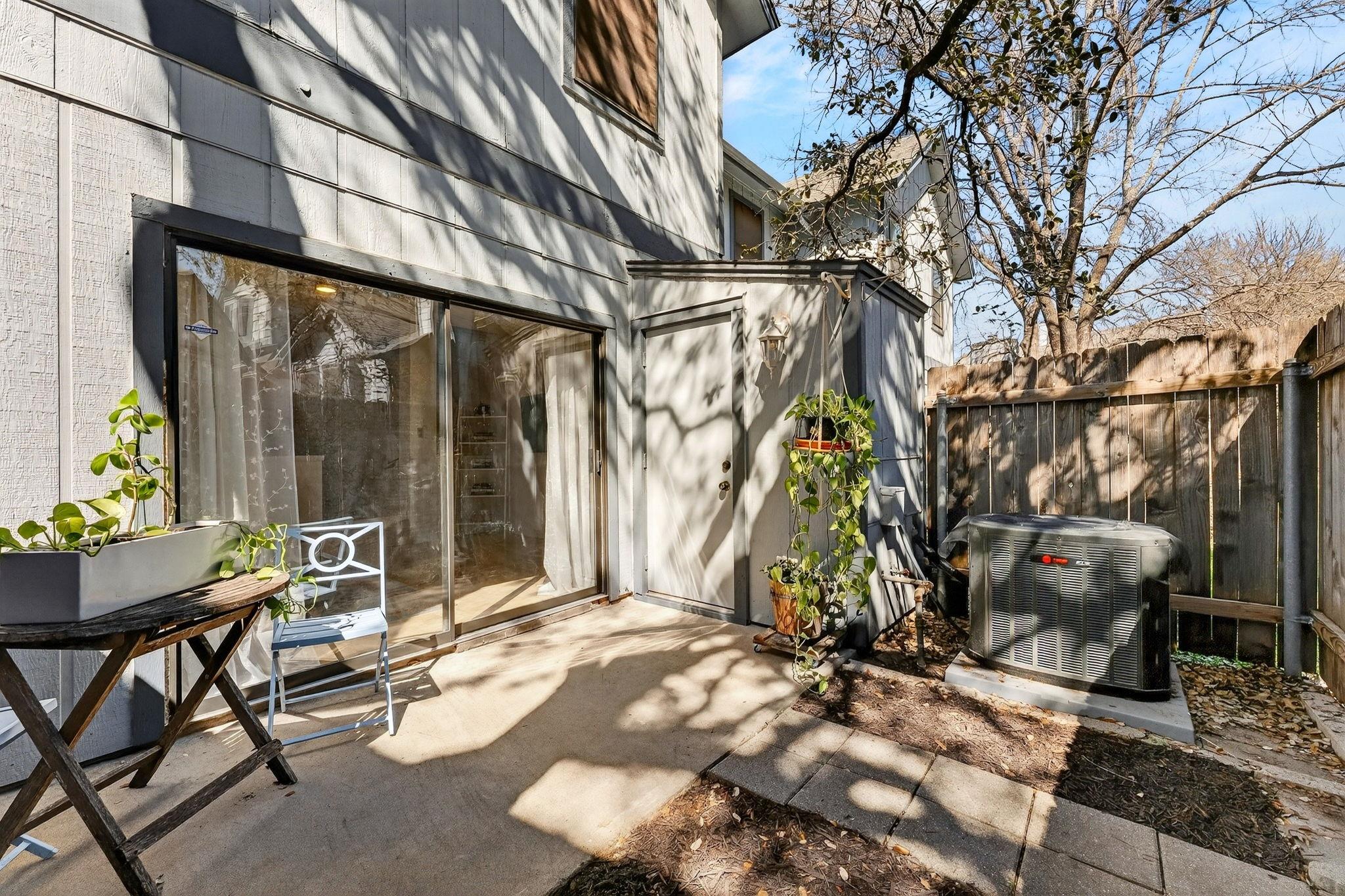 1411 Gracy Farms Ln # 118, Austin, TX 78758