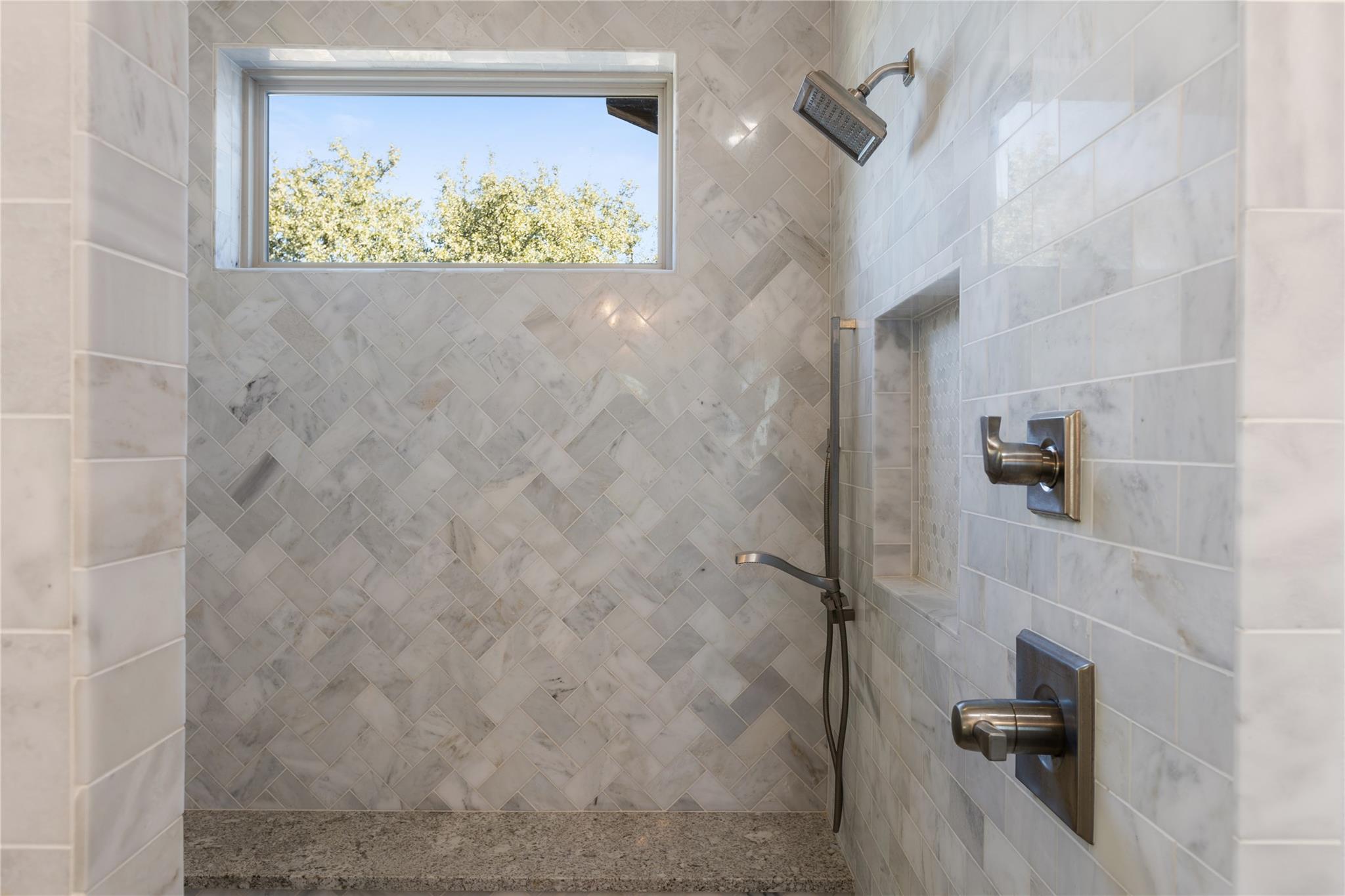 1821 Overland Stage Rd, Dripping Springs, TX 78620