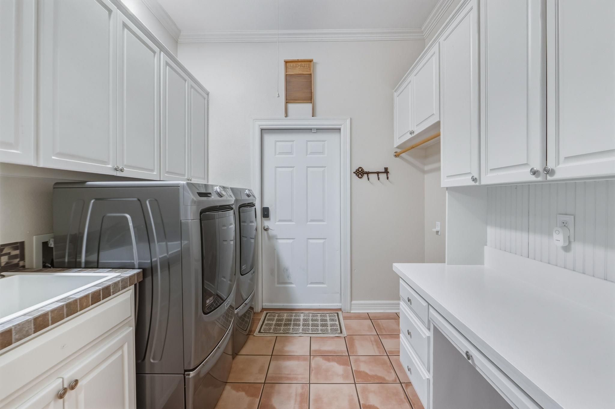 209 Goldridge Dr, Georgetown, TX 78633