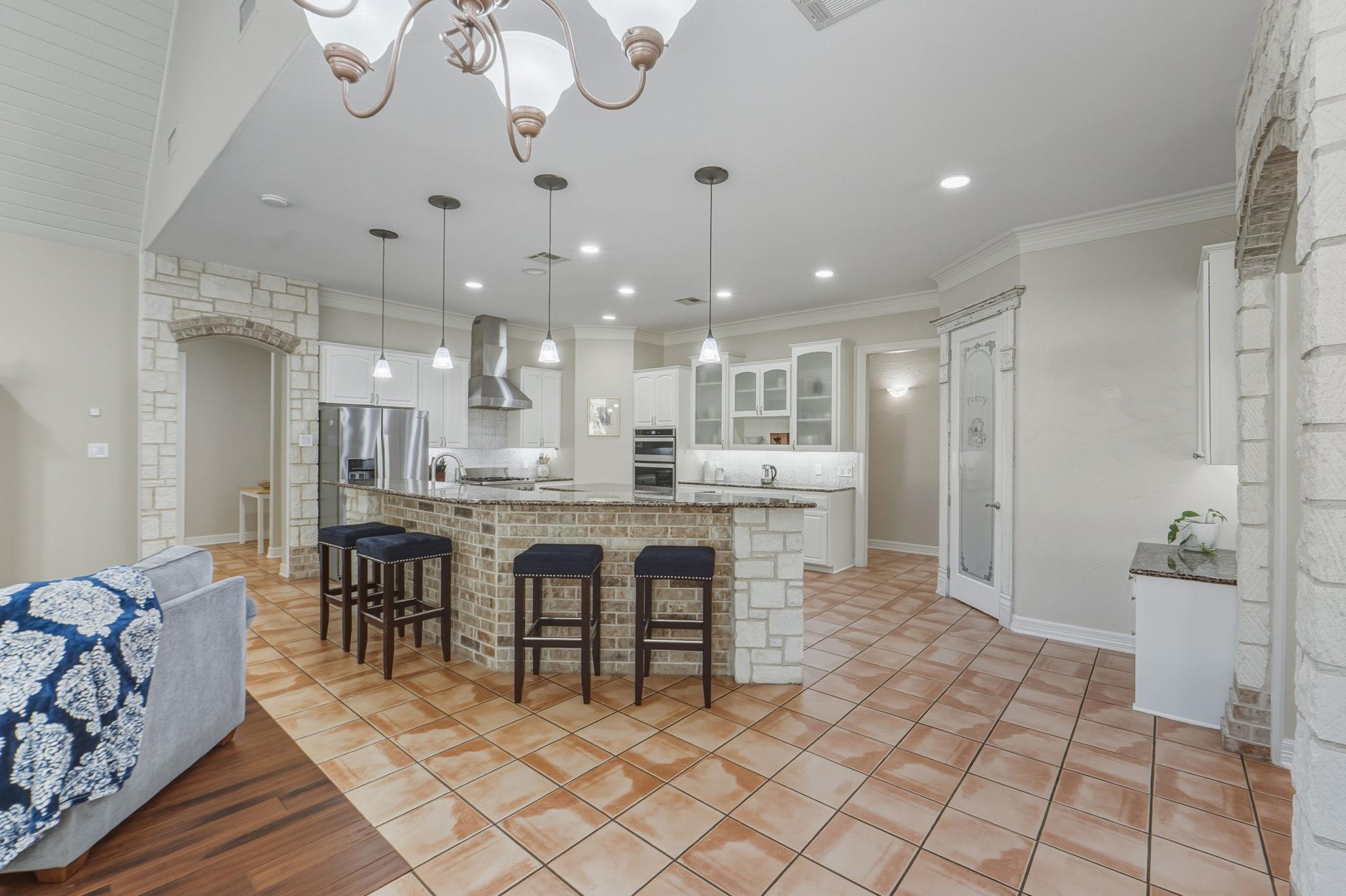 209 Goldridge Dr, Georgetown, TX 78633