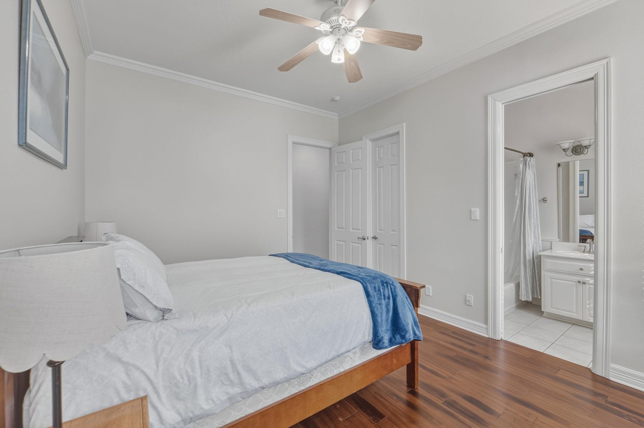 209 Goldridge Dr, Georgetown, TX 78633