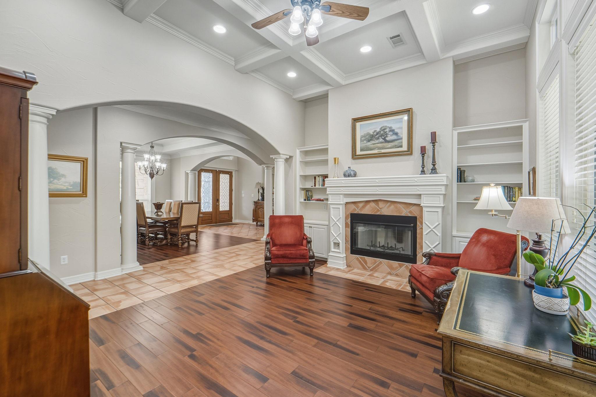 209 Goldridge Dr, Georgetown, TX 78633