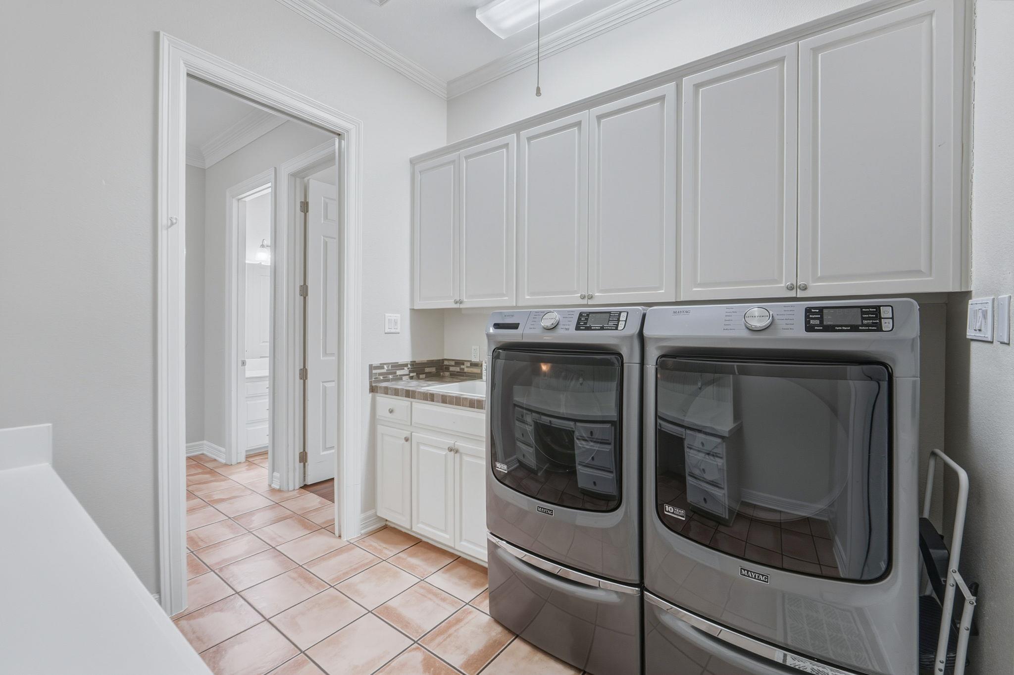 209 Goldridge Dr, Georgetown, TX 78633