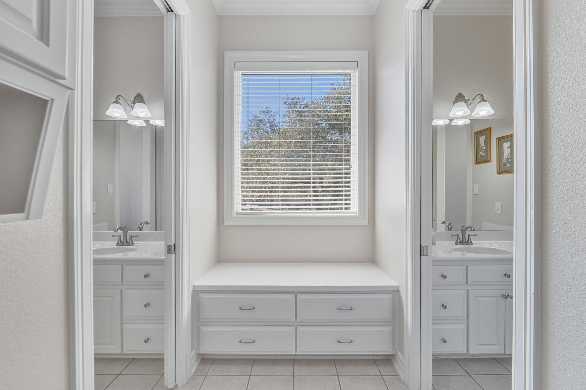 209 Goldridge Dr, Georgetown, TX 78633