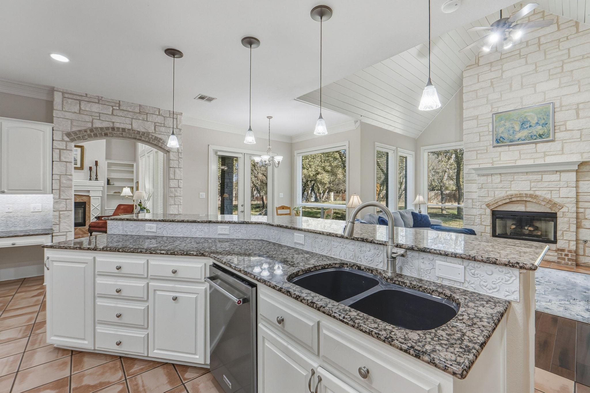 209 Goldridge Dr, Georgetown, TX 78633