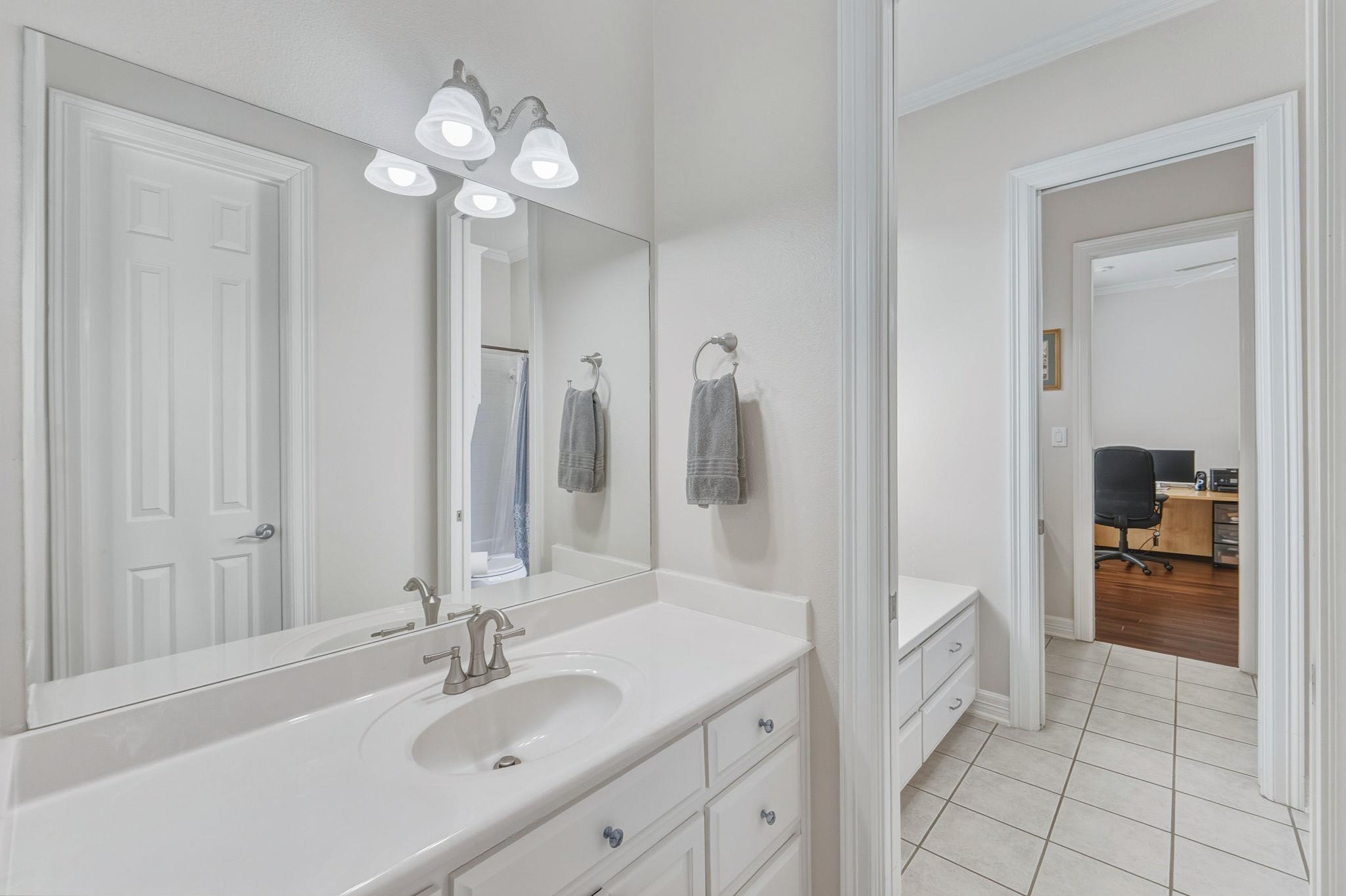 209 Goldridge Dr, Georgetown, TX 78633