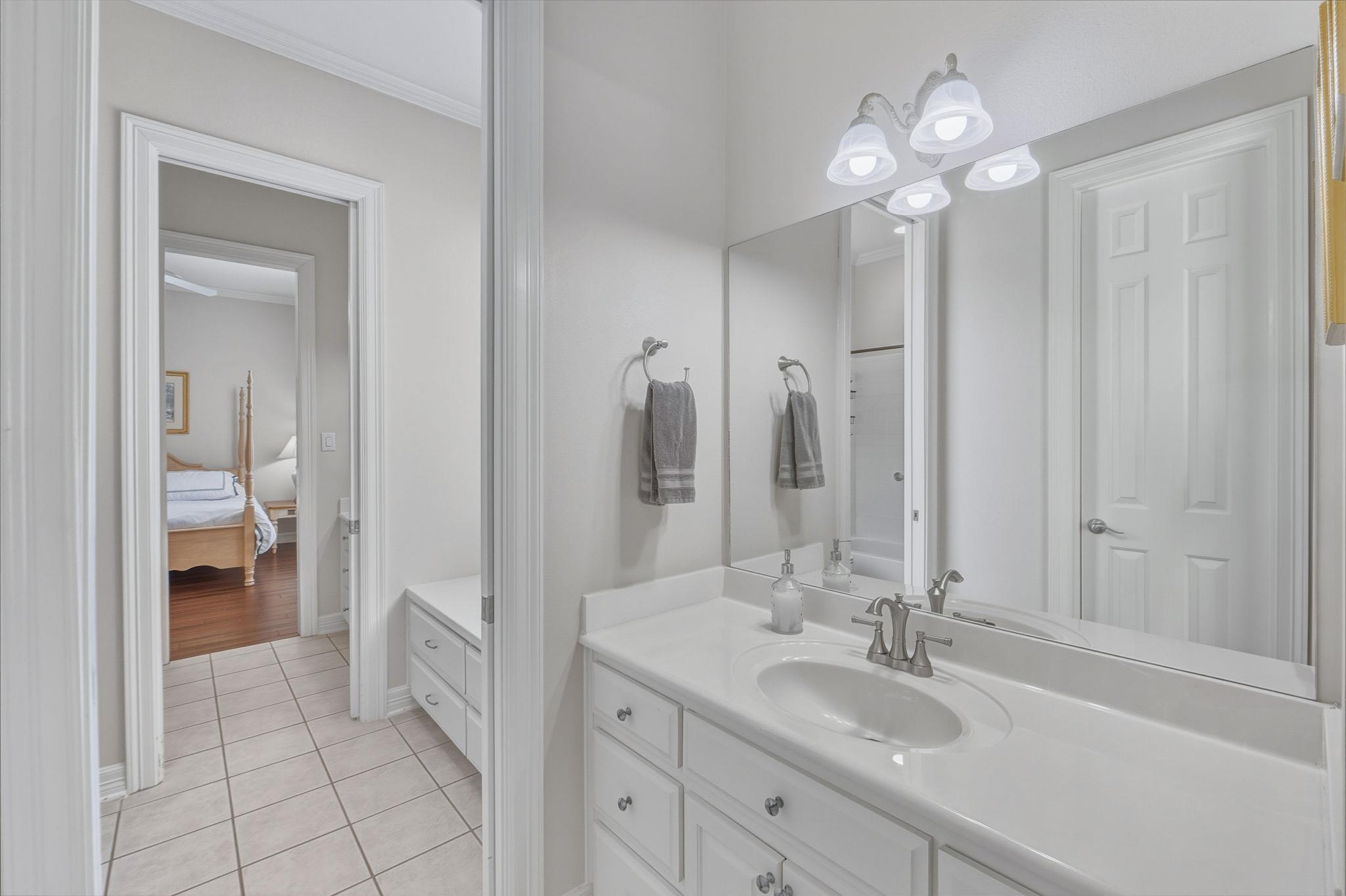 209 Goldridge Dr, Georgetown, TX 78633