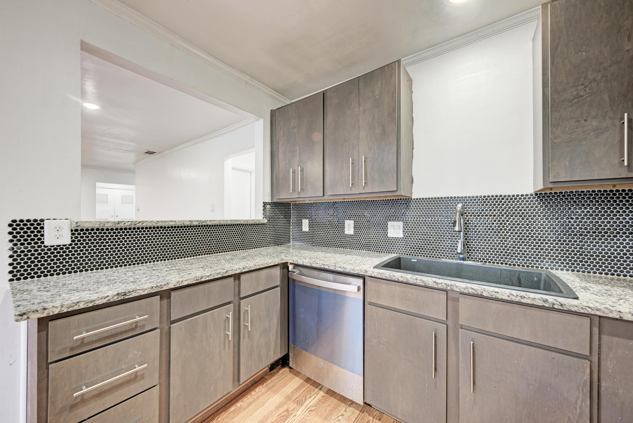 1307 Meadgreen Dr, Austin, TX 78758