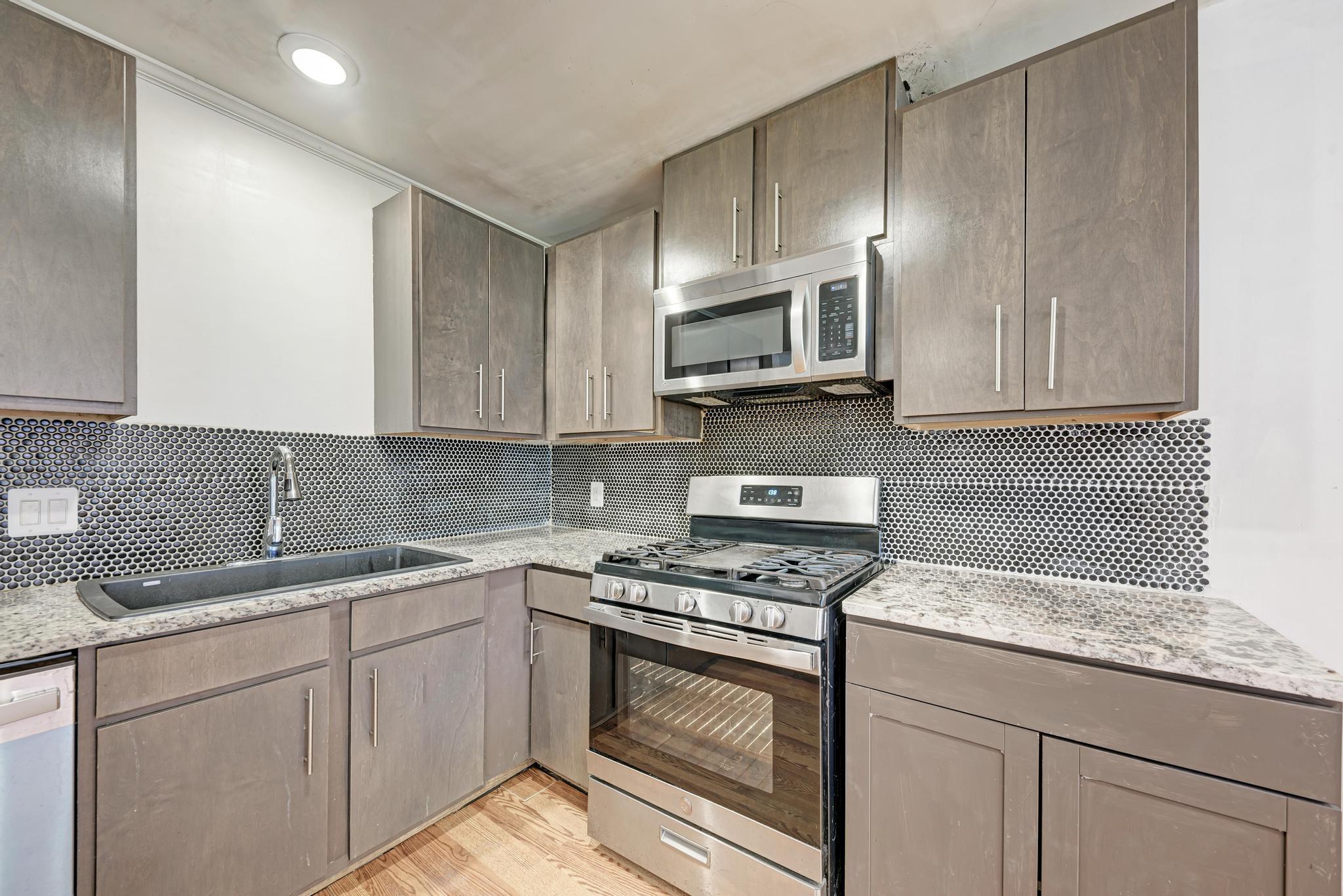 1307 Meadgreen Dr, Austin, TX 78758