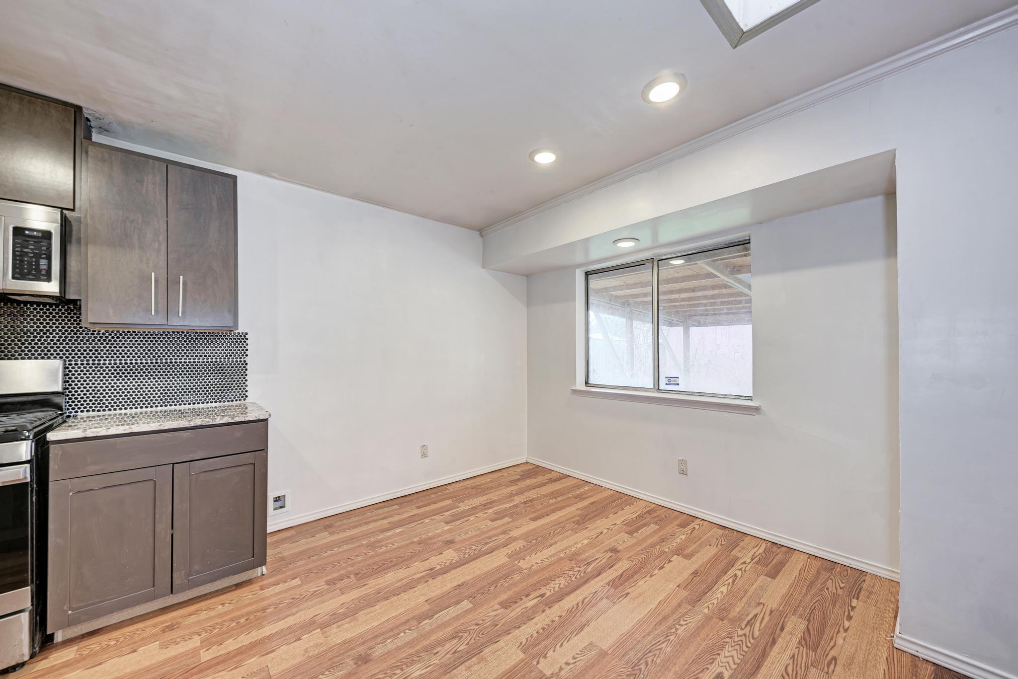 1307 Meadgreen Dr, Austin, TX 78758