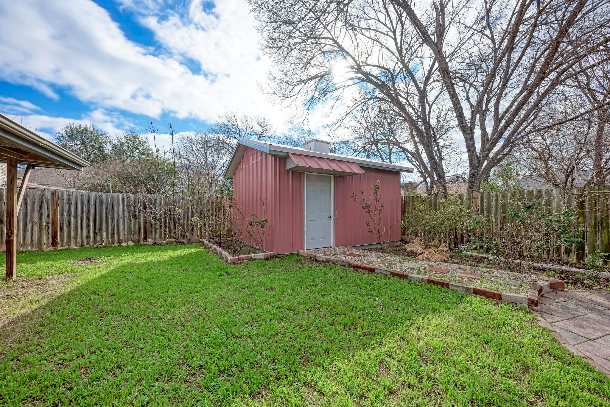 1307 Meadgreen Dr, Austin, TX 78758