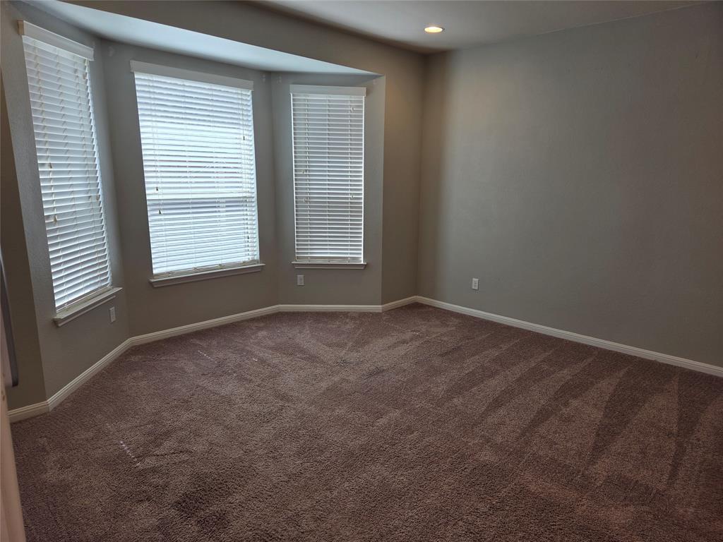 2832 Coral Valley Dr, Leander, TX 78641