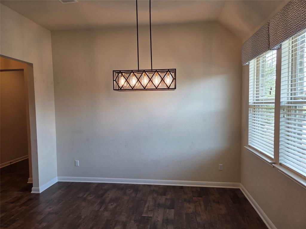 2832 Coral Valley Dr, Leander, TX 78641