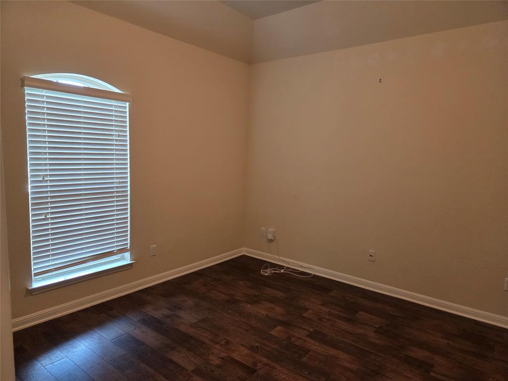 2832 Coral Valley Dr, Leander, TX 78641