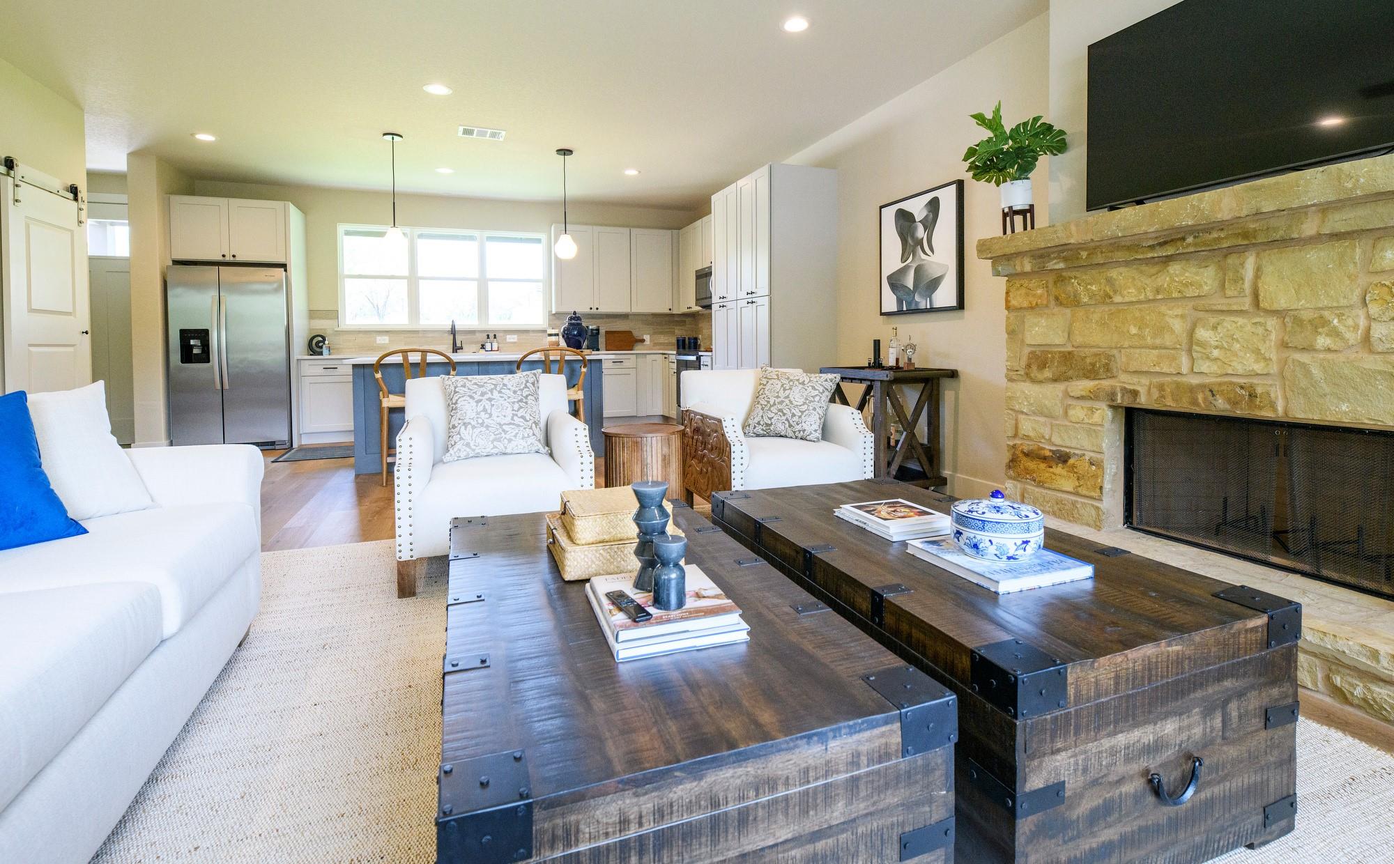 302 Castlehigh Dr, Granite Shoals, TX 78654