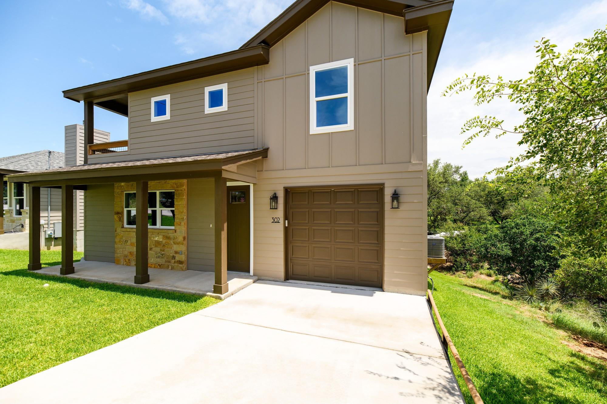 302 Castlehigh Dr, Granite Shoals, TX 78654