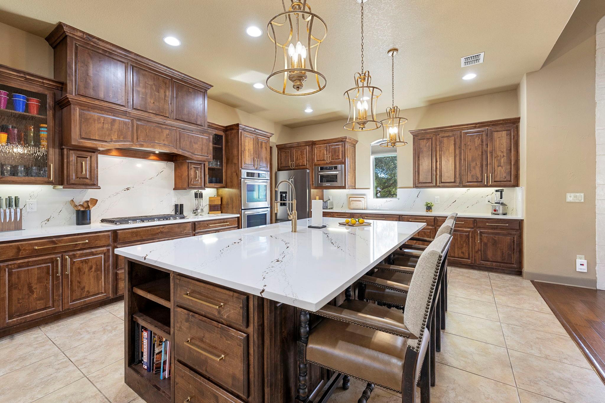 1941 Canyon Curve Curv, Spring Branch, TX 78070